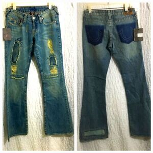 True Religion NWT Bootcut Distressed Jeans Size 27